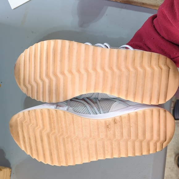 Champion sneakers - Picture 3 of 4